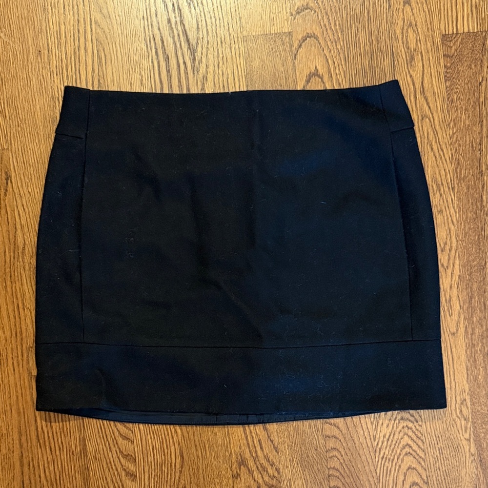 J Crew Classic Black Wool Blend Mini Skirt - Sleek Office-to-Evening Style